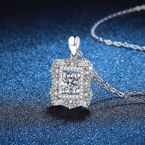 Sterling Silver Necklace High-grade Elegant Sugar Moissanite Pendant - Image 4