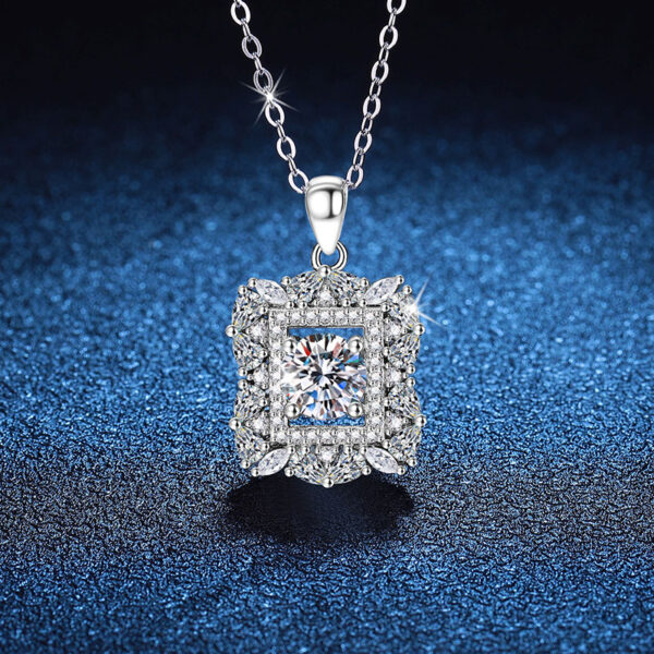 Sterling Silver Necklace High-grade Elegant Sugar Moissanite Pendant - Image 2